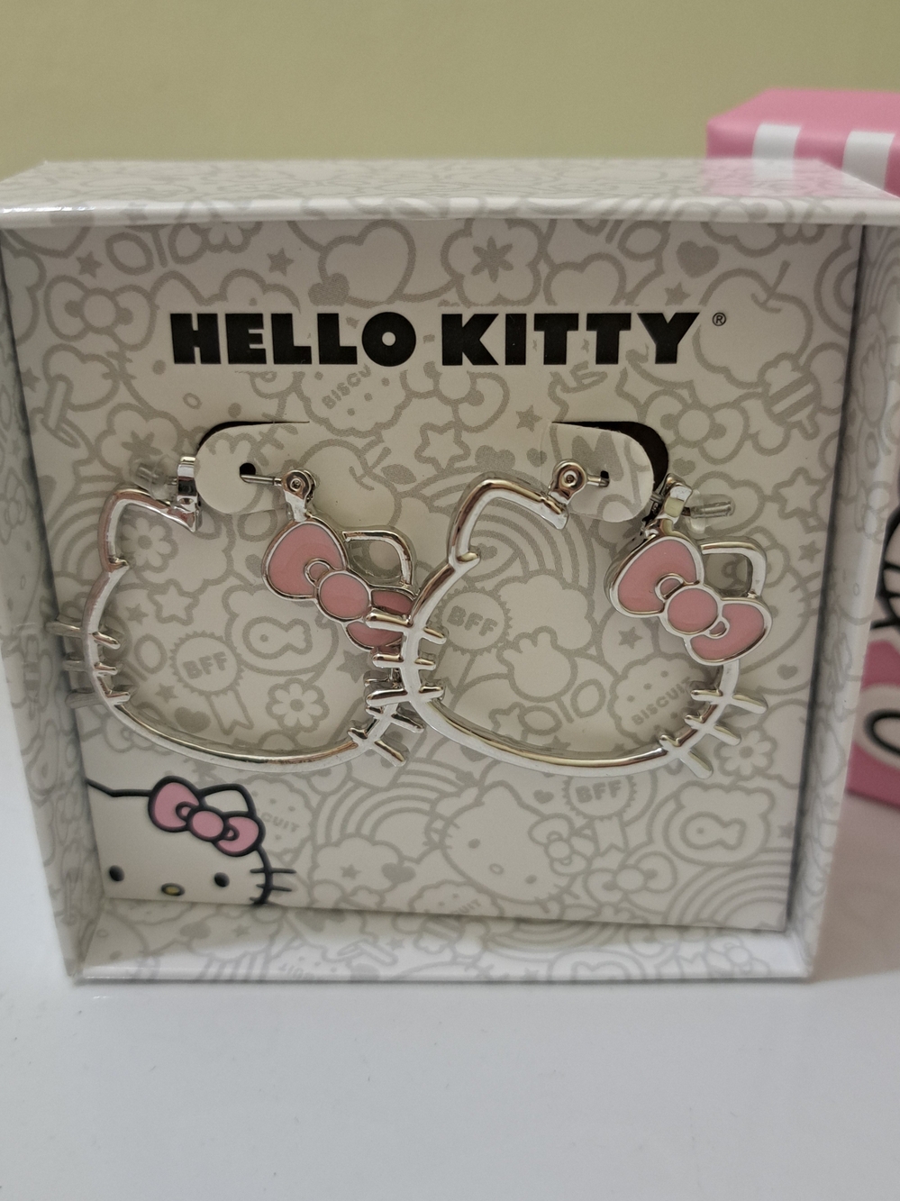 Hello Kitty Hoop Earrings with Pink Bows